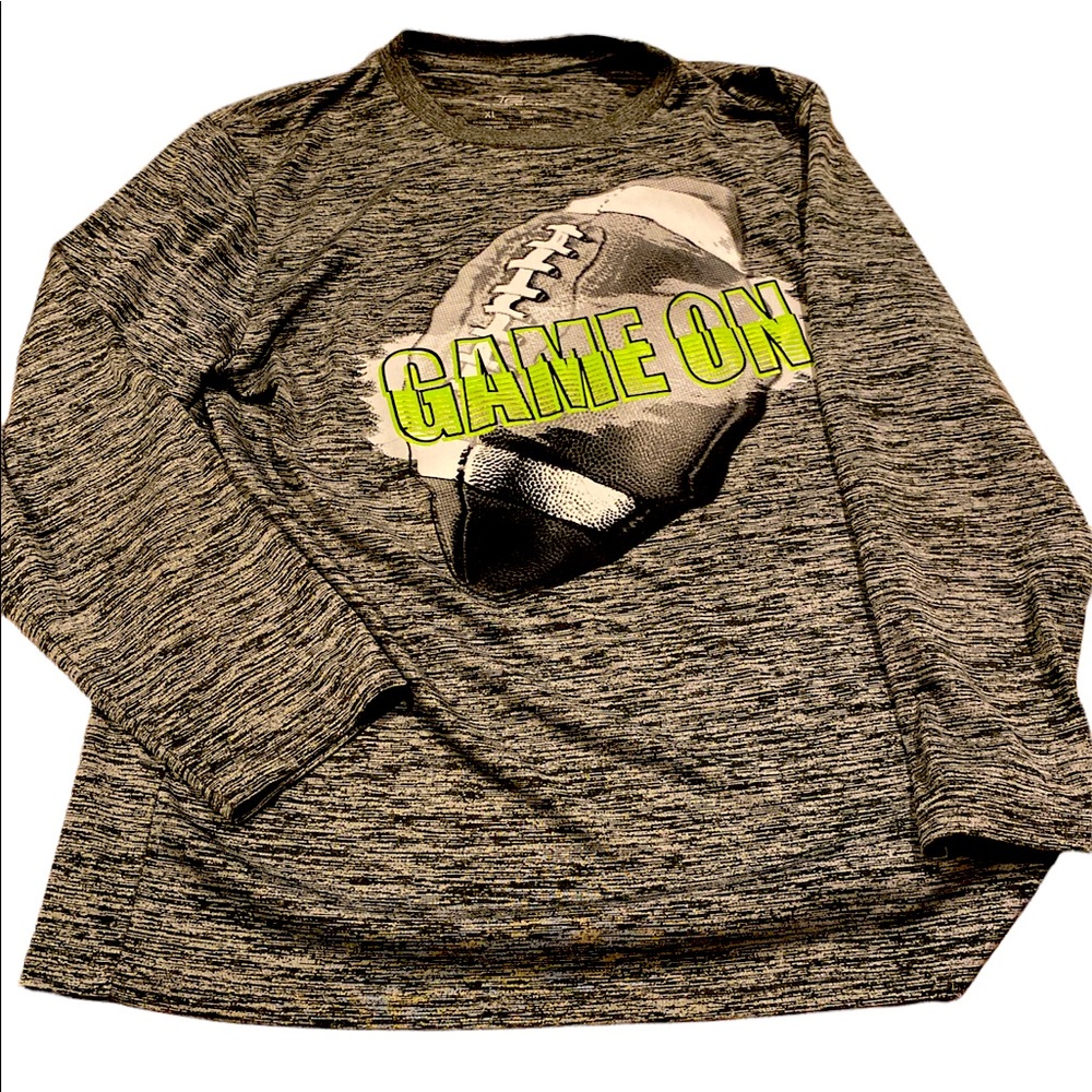 Boys long sleeve active top